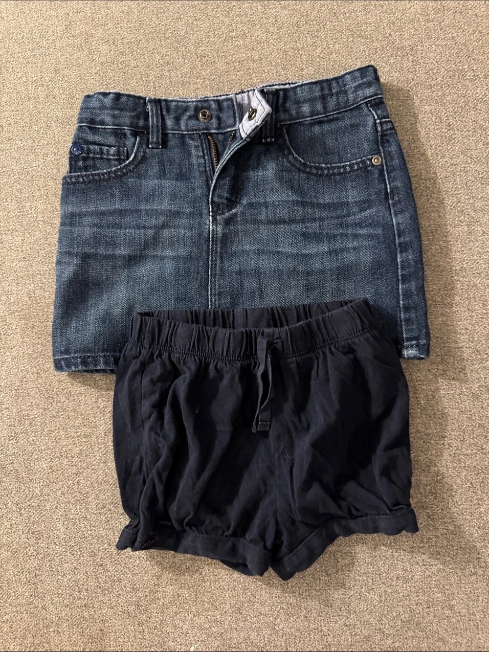 5/$15- GAP Denim Skirt and Navy Shorts Set
